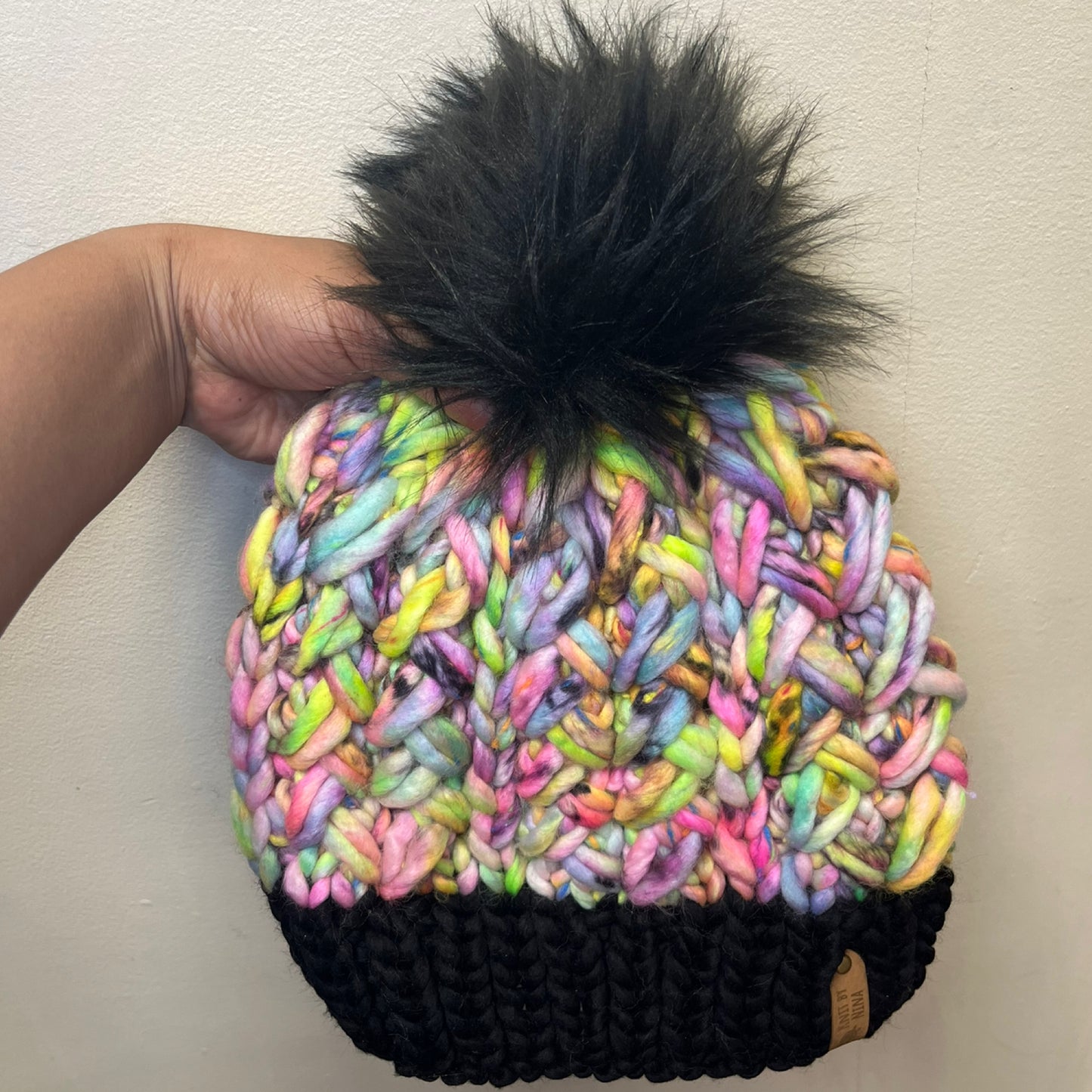 Karma Chameleon & Black Luxury Suspire Beanie